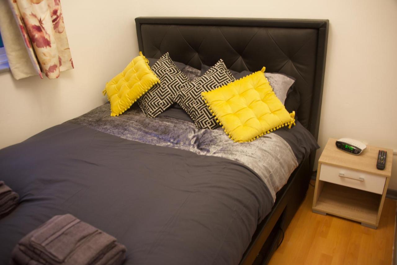 Budget Canterbury Apartment Exterior photo